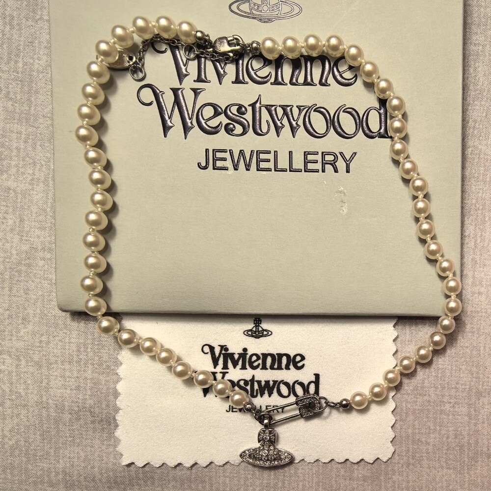 Vivienne Westwood Silver Pearl Saturn Choker Necklace